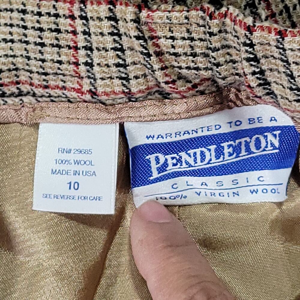Vintage Pendleton Classic 2 Piece Set Size 10 - Wool Plaid Vest + Pleated Shorts - Picture 9 of 11